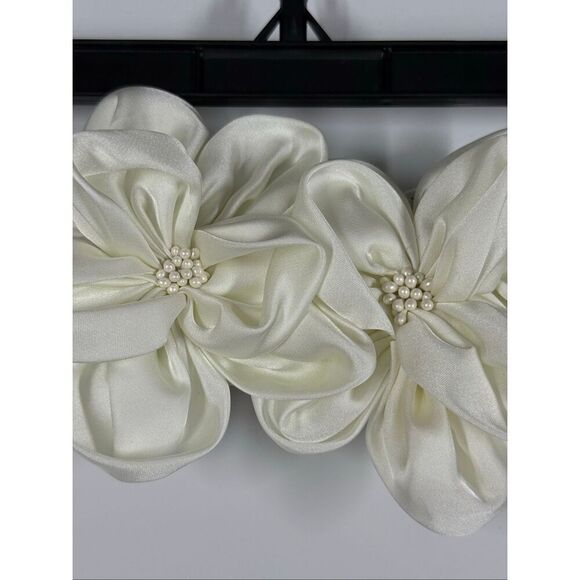 Satin floral wide elastic stretch Belt - Picture 5 of 5